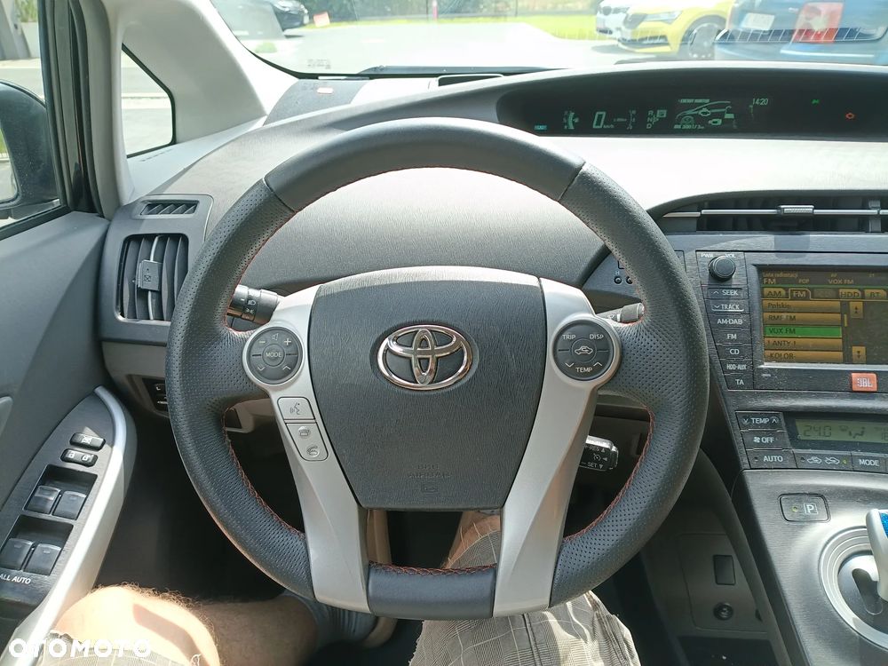 Toyota Prius 1.8 HSD Prestige - 20