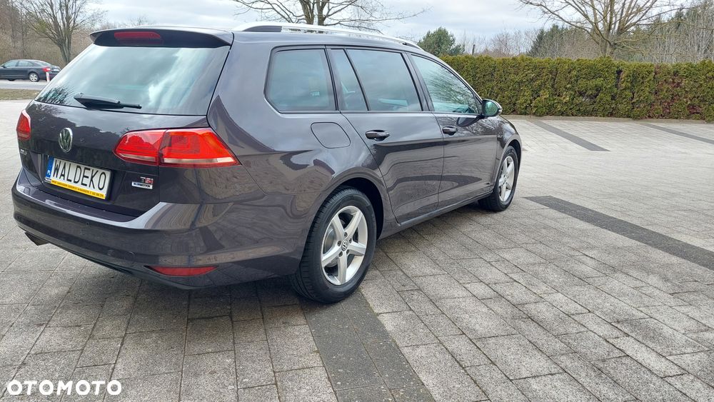 Volkswagen Golf - 4