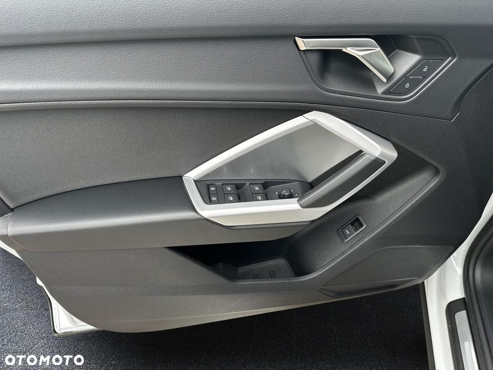 Audi Q3 35 TFSI S tronic - 18