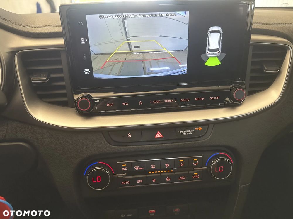 Kia Ceed 1.5 T-GDI M - 16