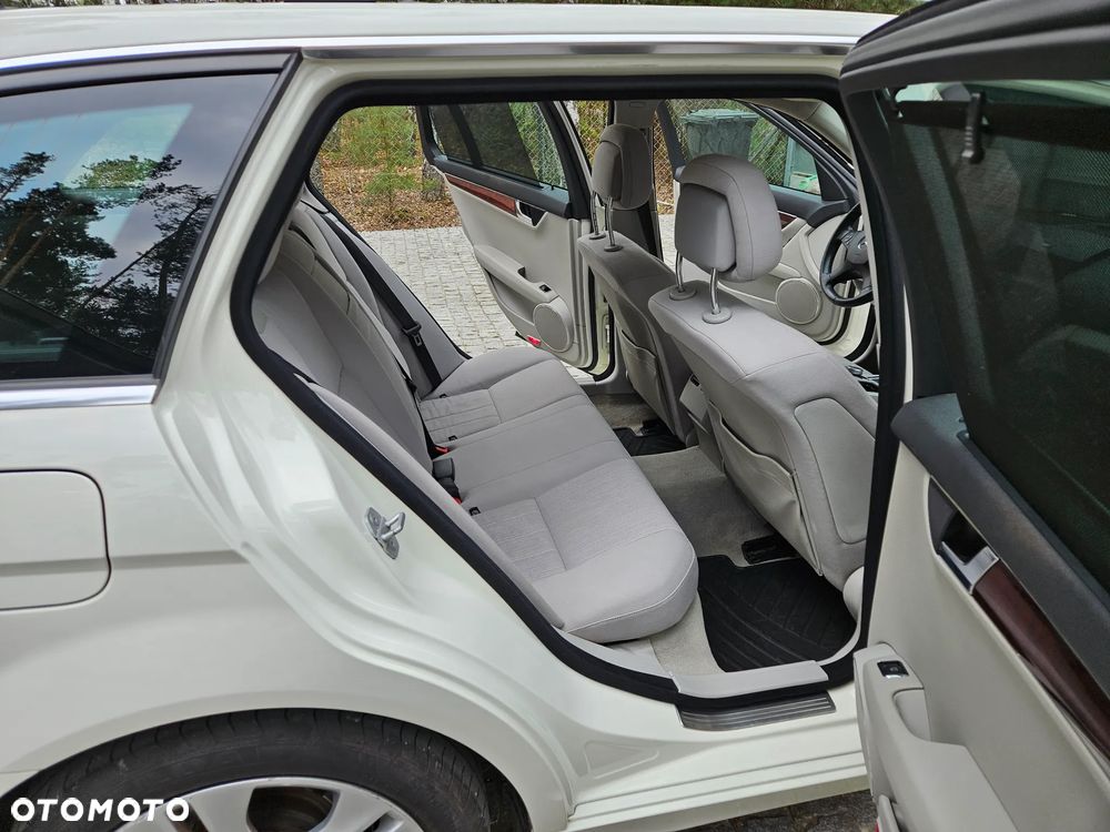 Mercedes-Benz Klasa C 200 Kompressor Elegance - 7