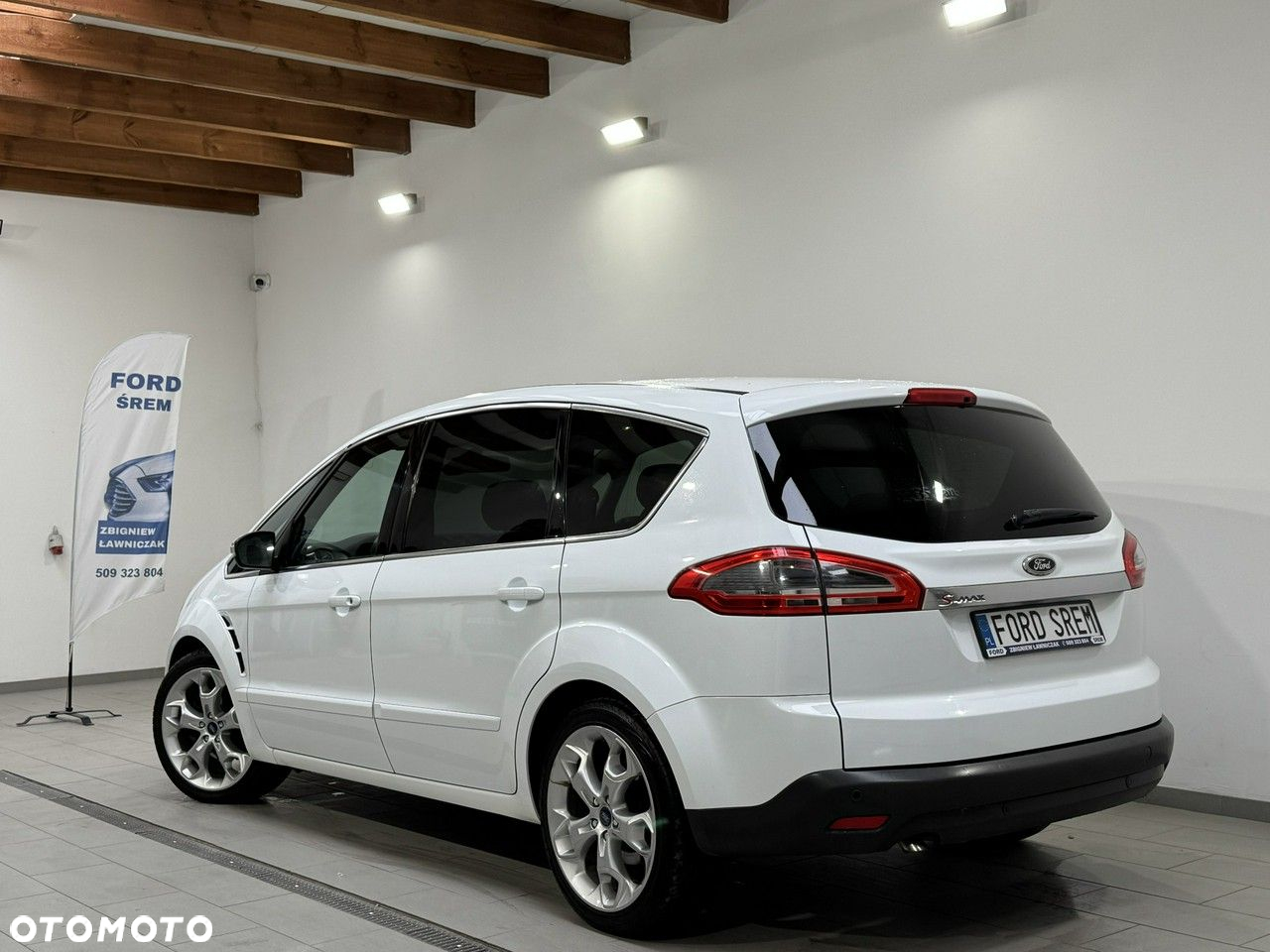 Ford S-Max 2.0 TDCi DPF Titanium - 14