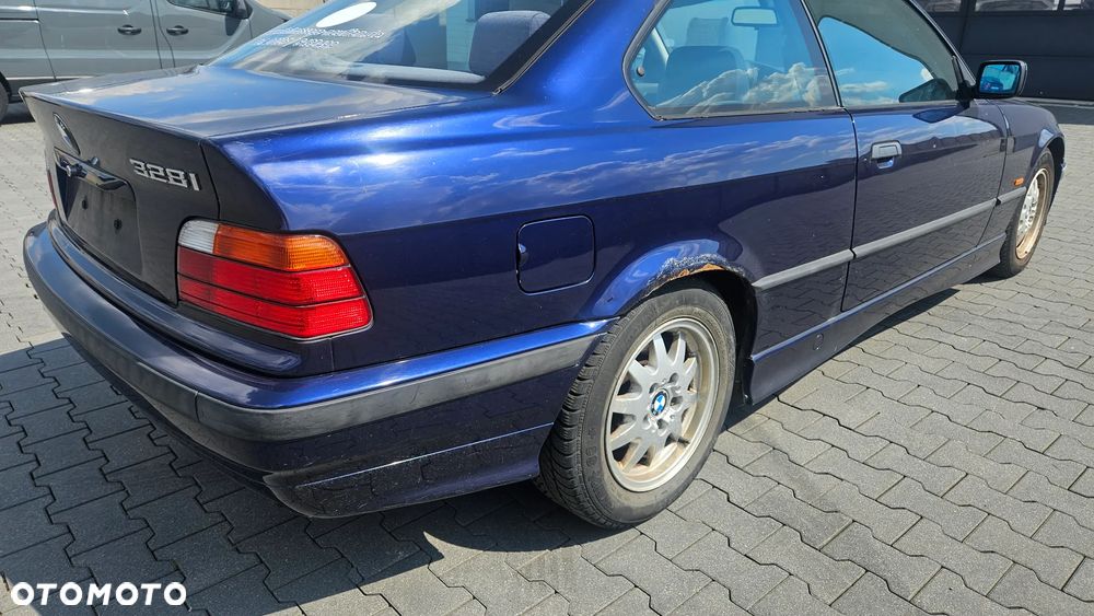 BMW Seria 3 - 17