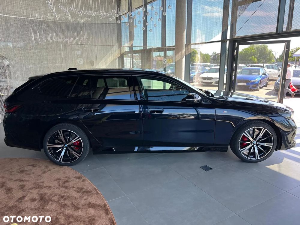 BMW Seria 5 520i mHEV - 8