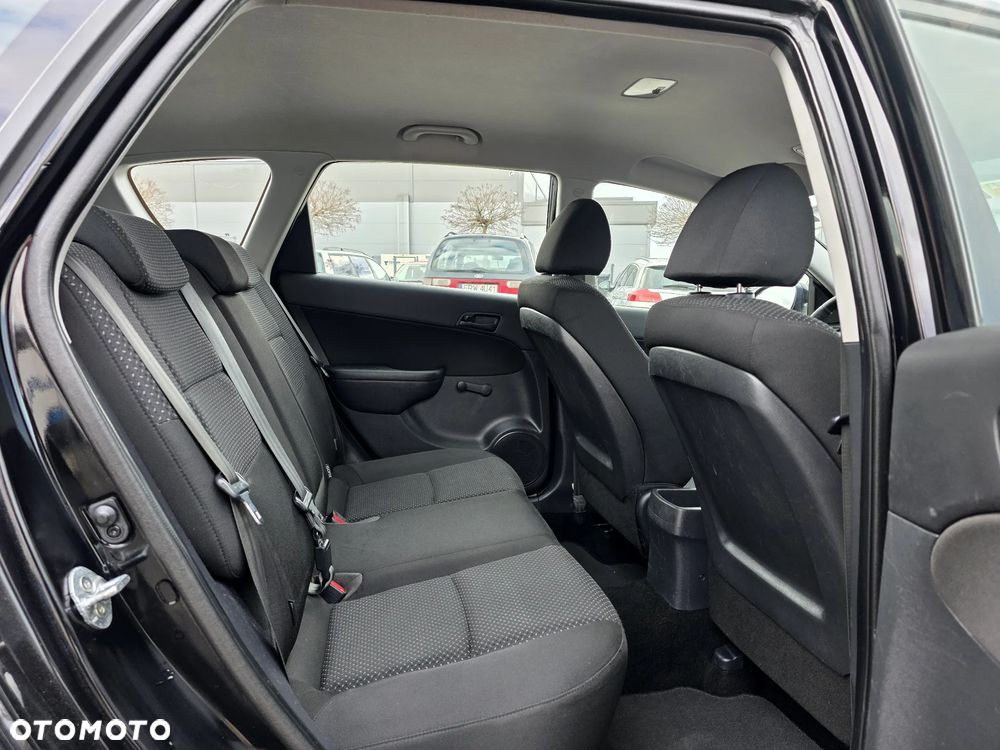 Hyundai i30 1.4 Blue Comfort - 12