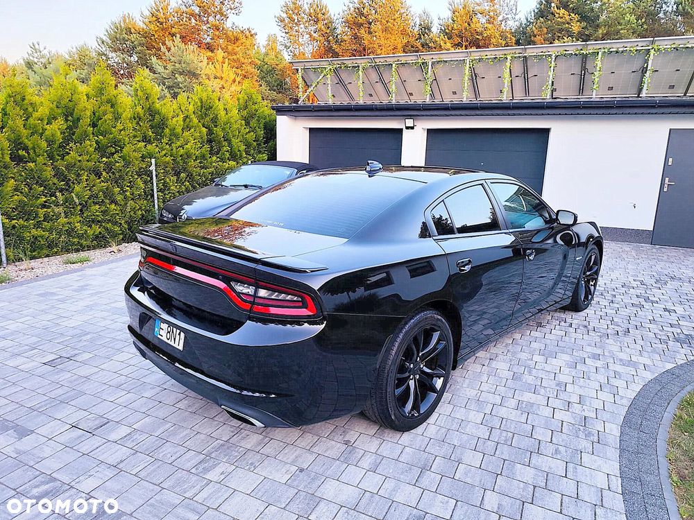 Dodge Charger 5.7 R/T - 10