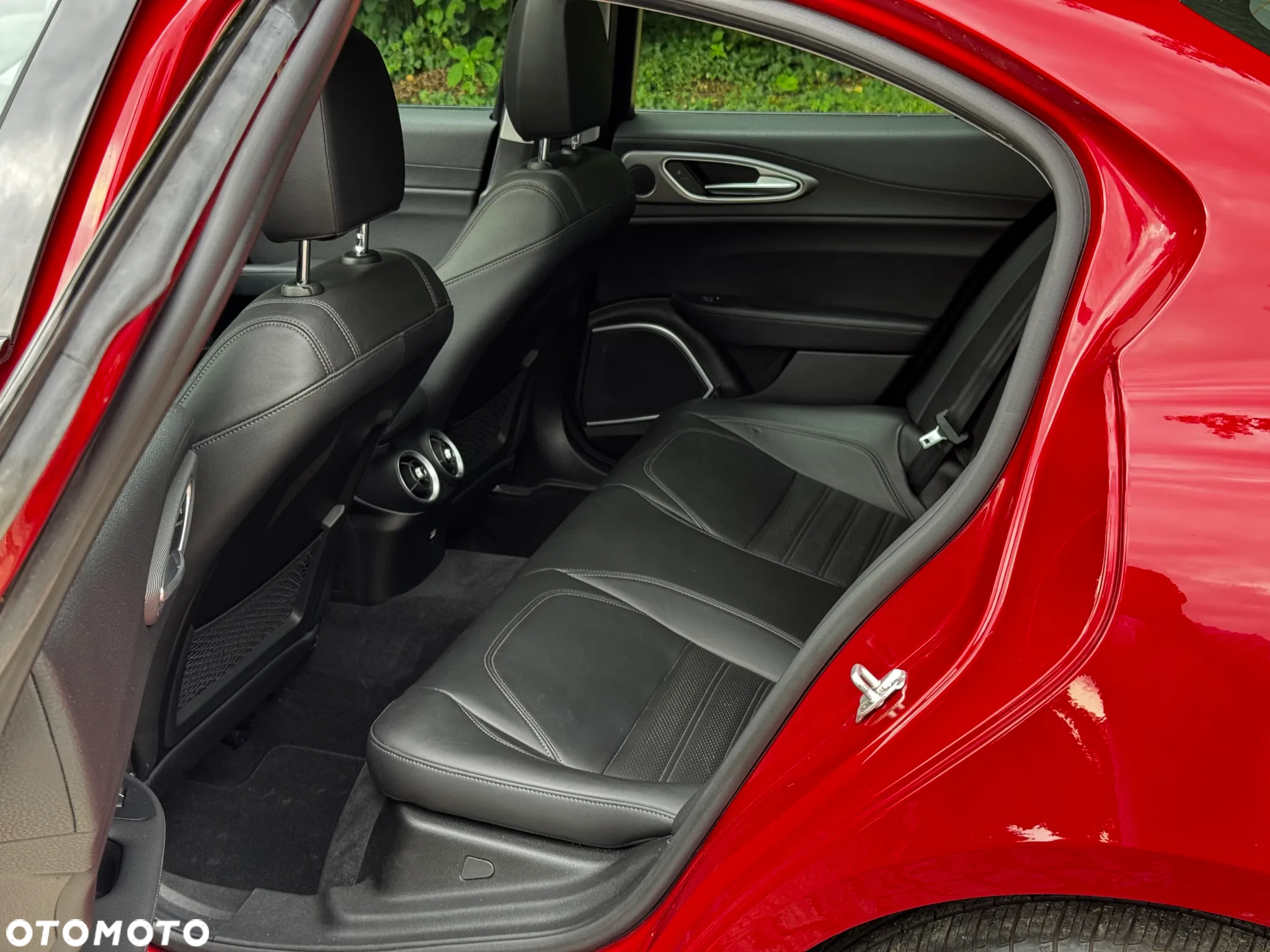 Alfa Romeo Giulia 2.0 Turbo 16V AT8-Q4 Veloce - 20