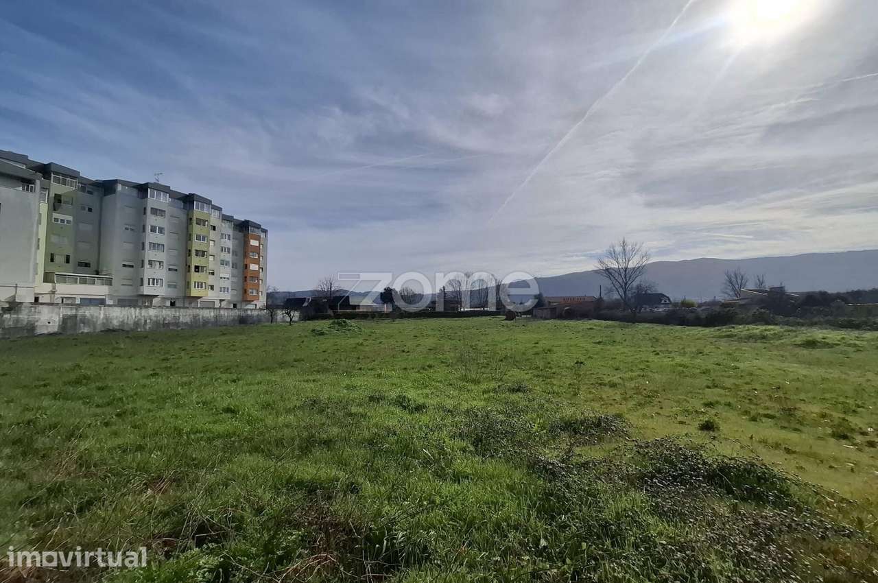 Terreno Misto com 6.000 m² no centro da cidade - Grande imagem: 4/14