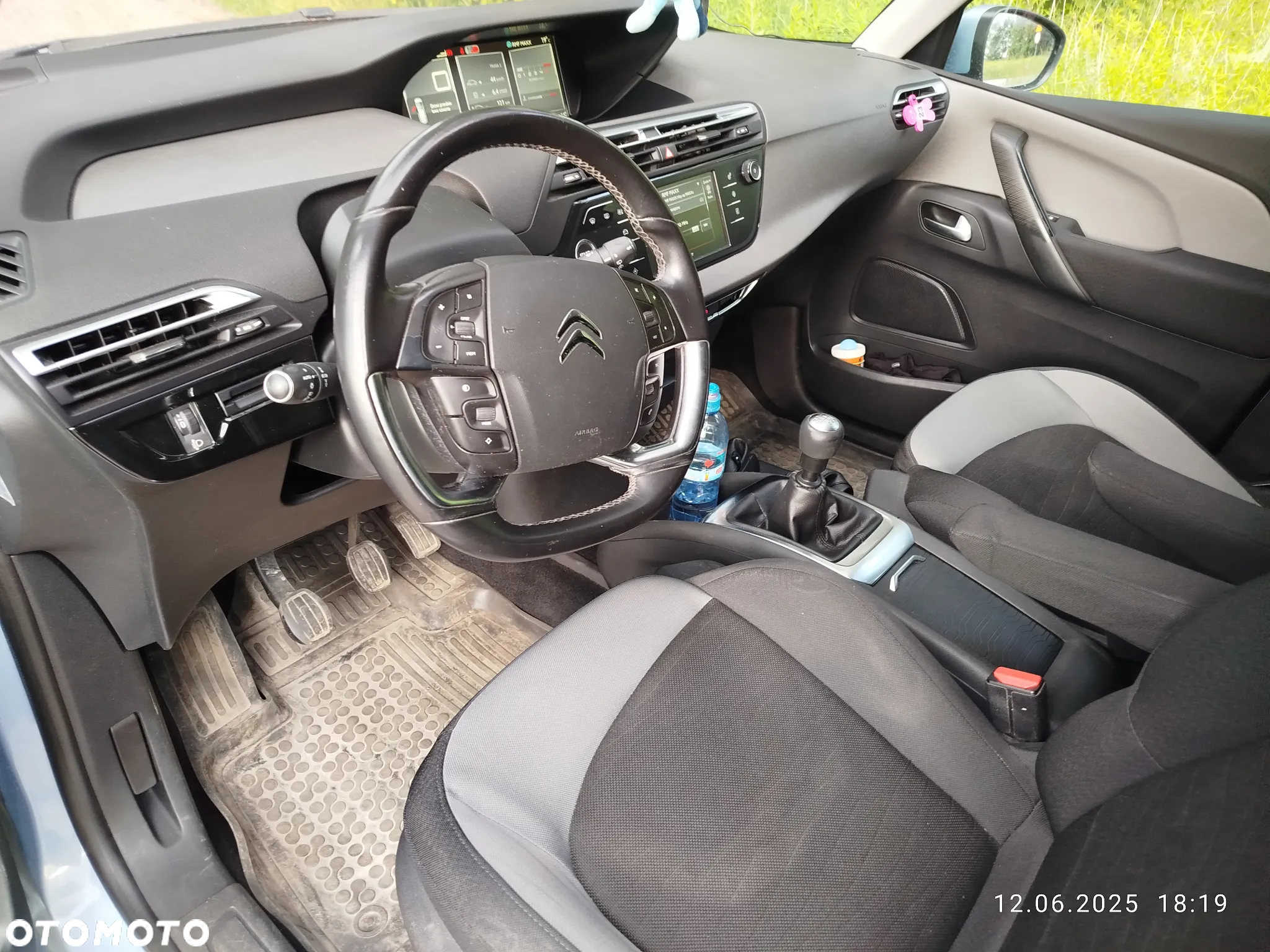 Citroën C4 Grand Picasso - 11