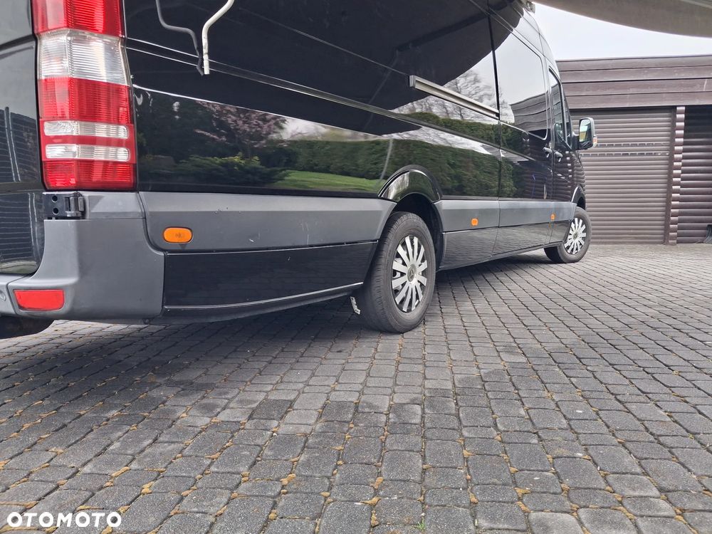 Mercedes-Benz Sprinter - 15