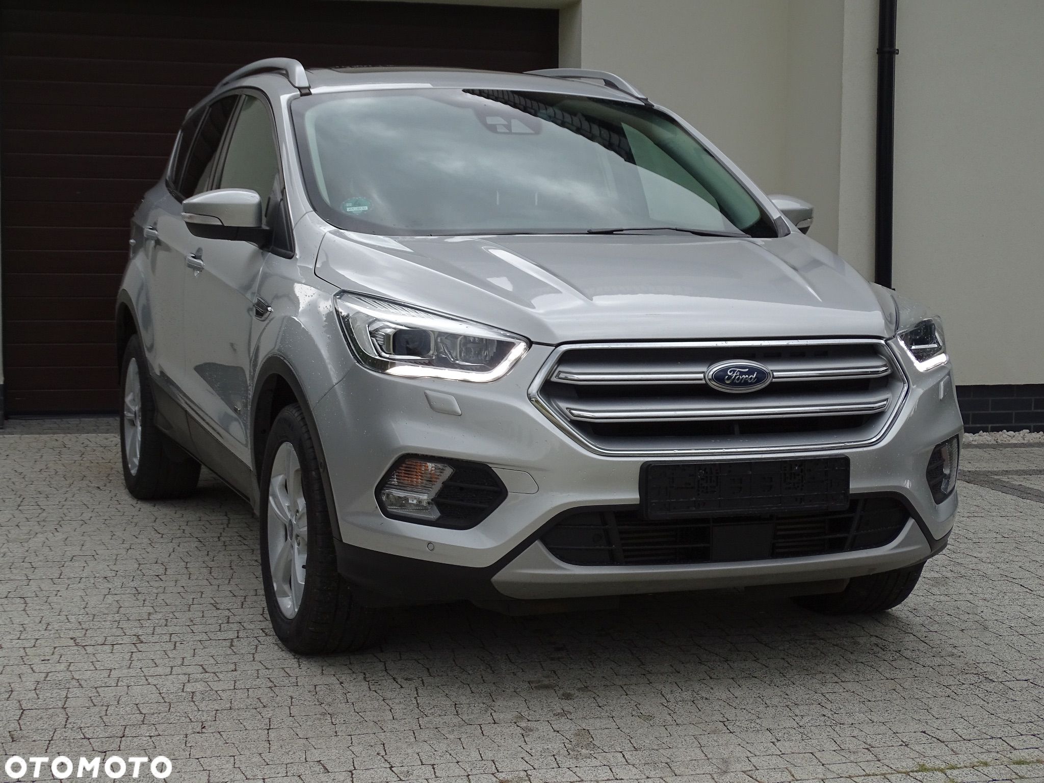 Ford Kuga 2.0 TDCi 4x4 Titanium - 1