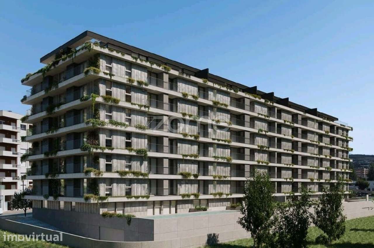 Apartamento T0 para arrendamento, com piscina e ginásio - Grande imagem: 3/6