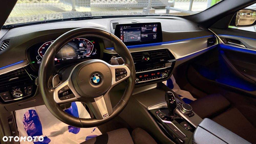 BMW Seria 5 520d xDrive MHEV M Sport sport - 13