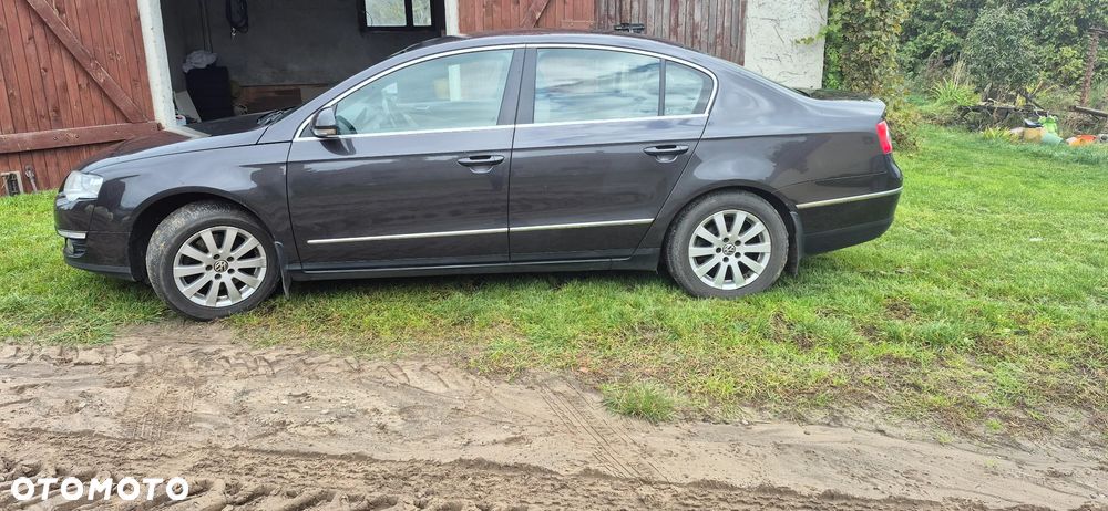 Volkswagen Passat 2.0 TDI DPF Comfortline - 3