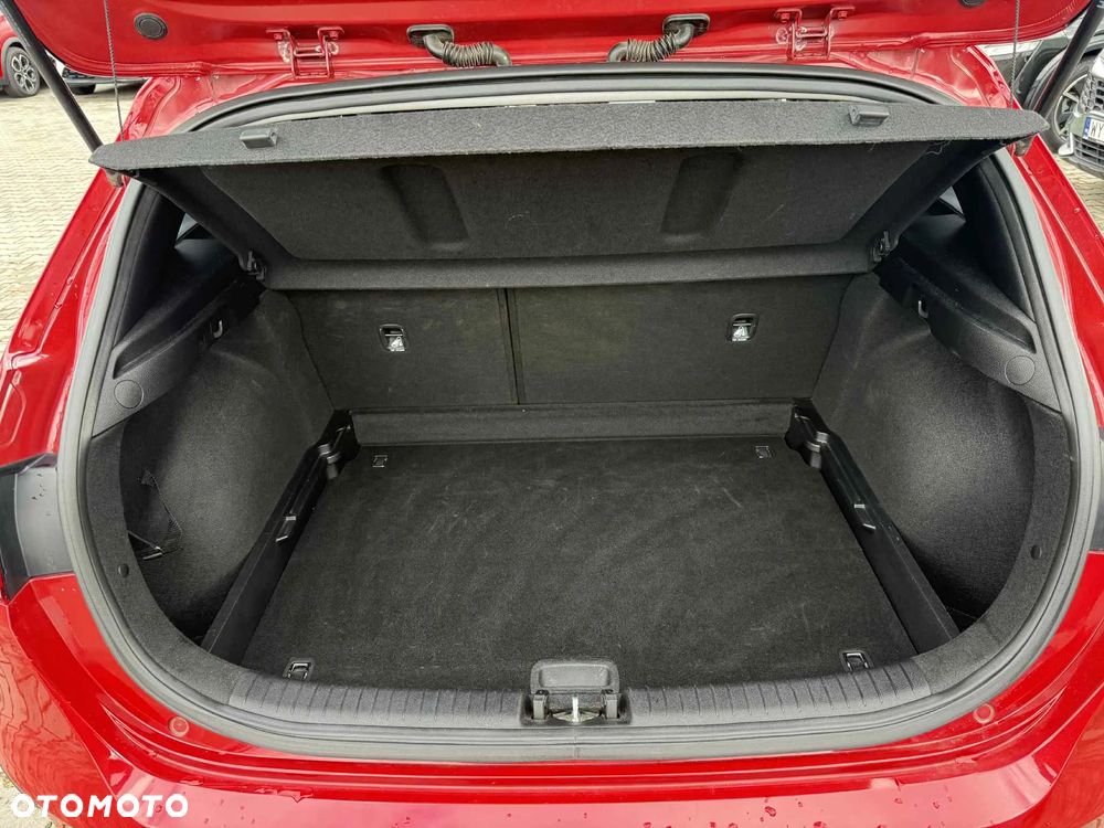 Kia Ceed 1.5 T-GDI M - 13