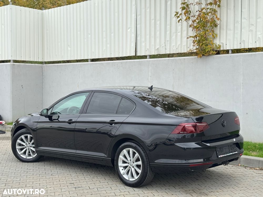 Volkswagen Passat 2.0 TDI (BlueMotion Technology) DSG Highline - 3