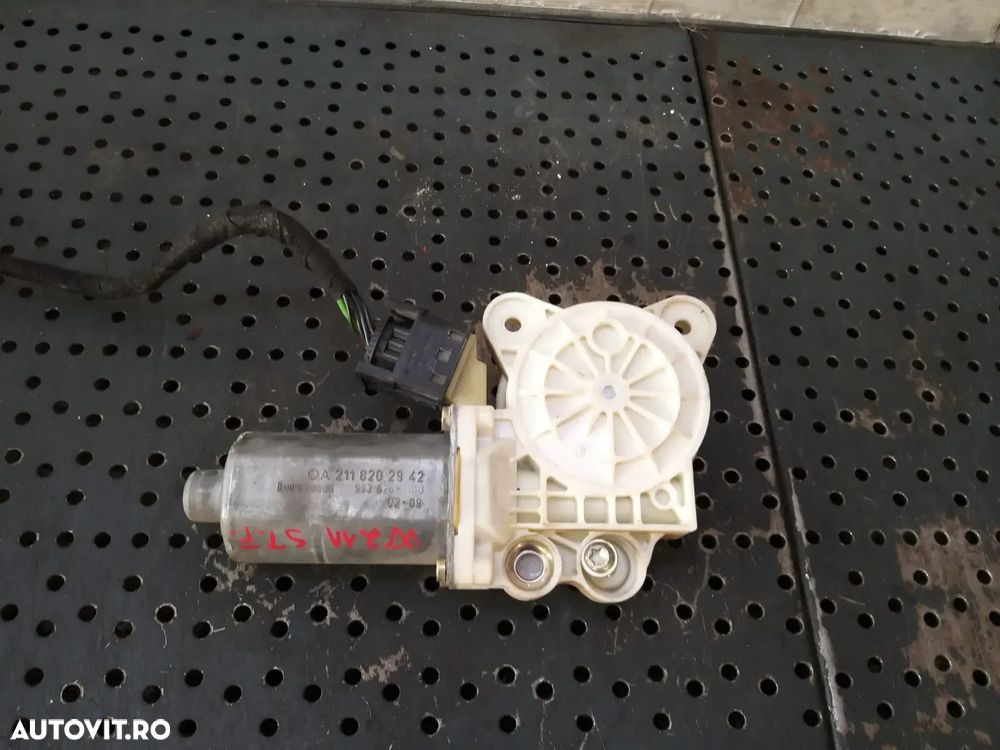 Motoras macara stanga fata mercedes e class w211 a2118202942 0130821970 - 1