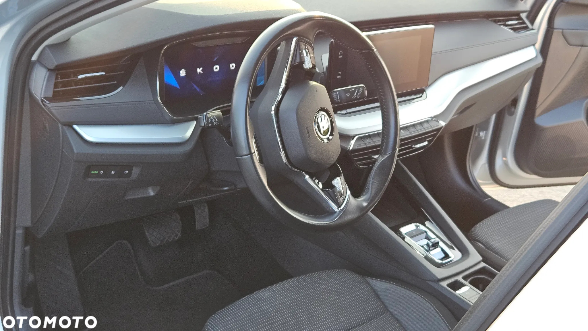 Skoda Octavia Combi 2.0 TDI DSG Edition - 9