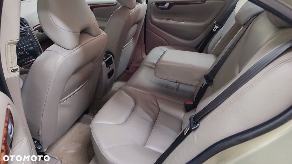 Volvo S60 2.4D Kinetic - 14