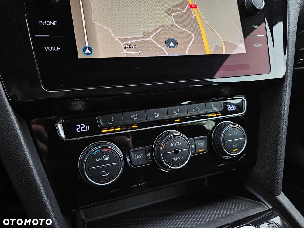 Volkswagen Passat 2.0 TDI EVO Business DSG - 27