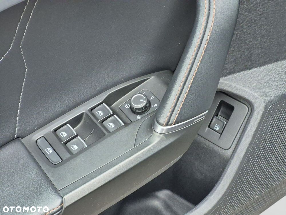 Cupra Formentor 1.4 e-Hybrid VZ DSG - 11