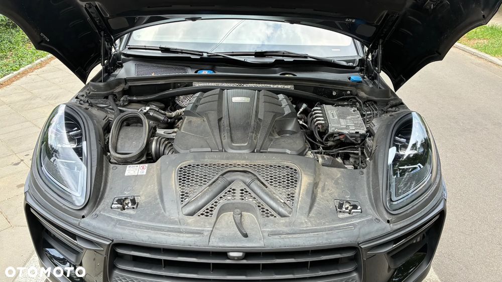 Porsche Macan - 16