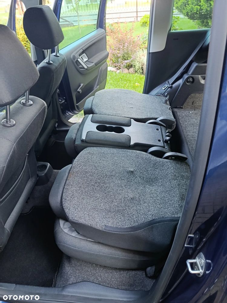 Skoda Roomster 1.4 16V Elegance - 12