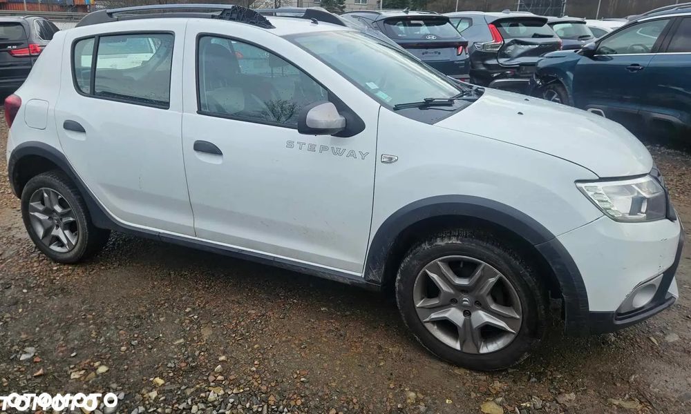 Dacia Sandero Stepway TCe 90 (S&S) Prestige - 8
