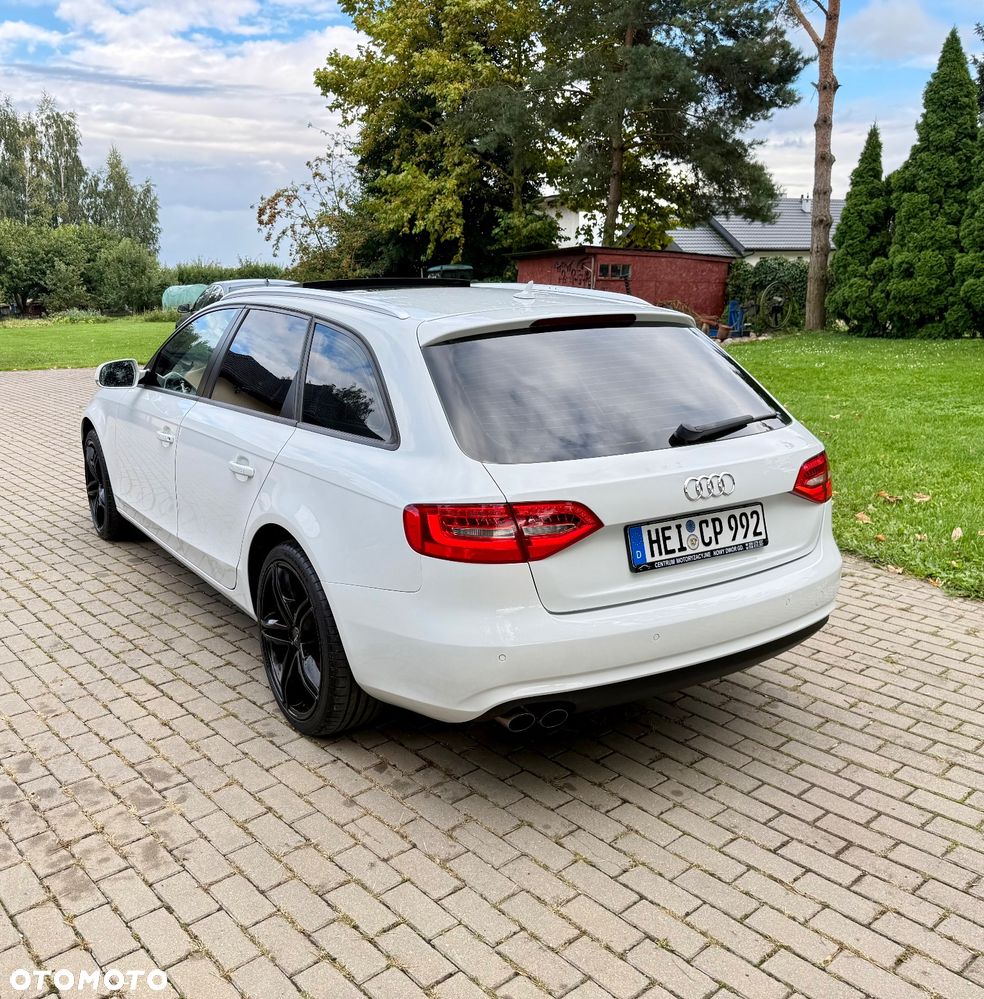 Audi A4 Avant - 10