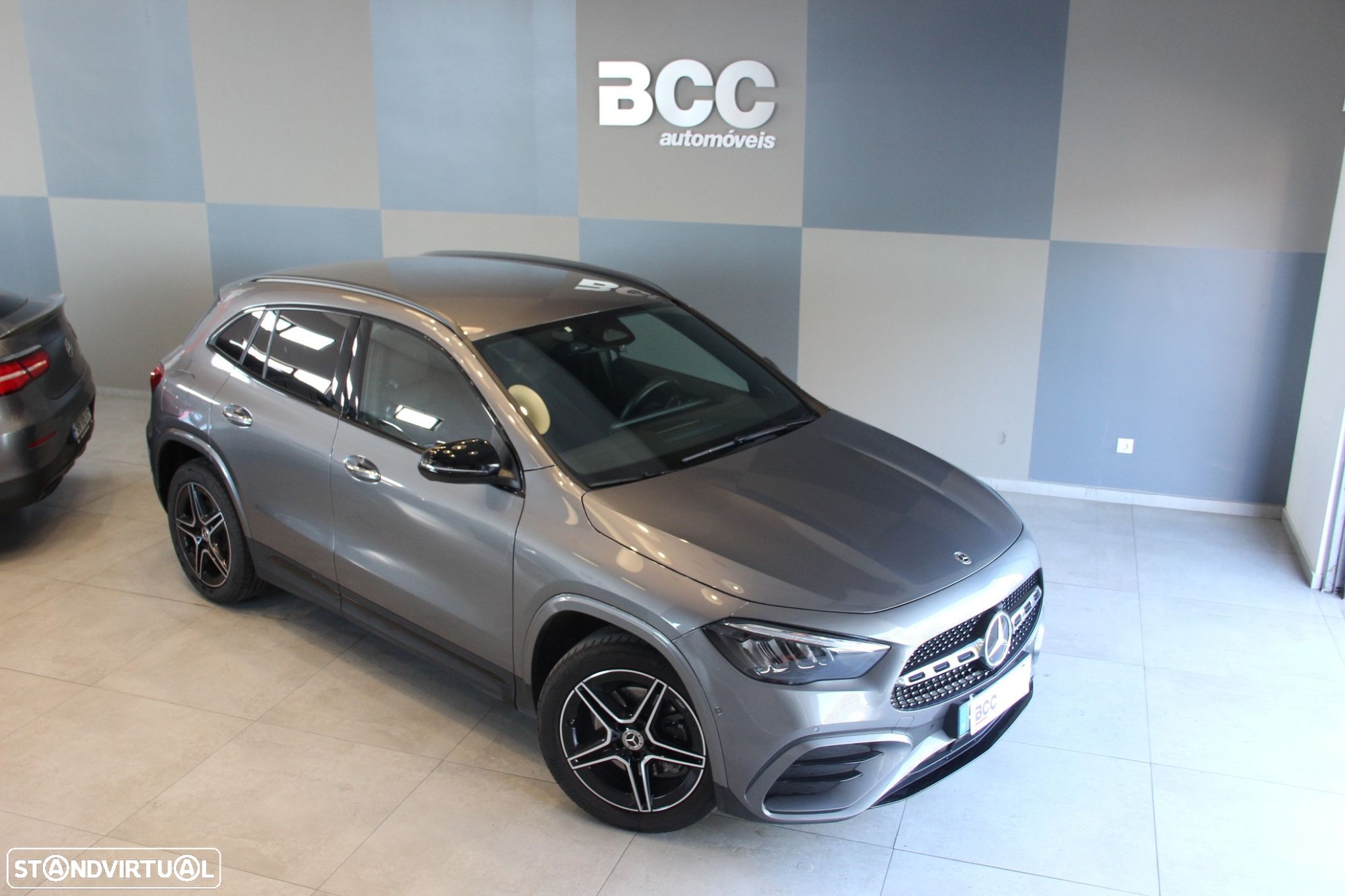 Mercedes-Benz GLA 250 - 1