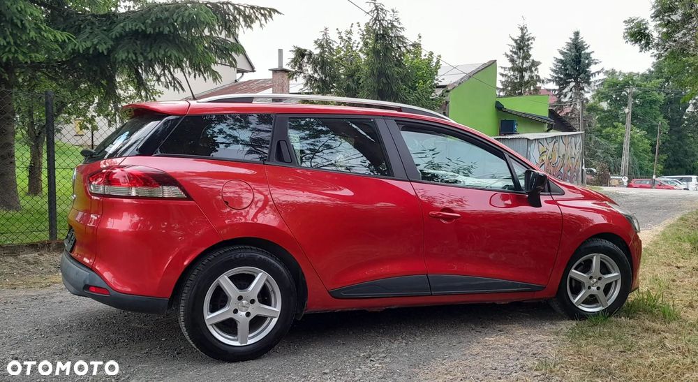 Renault Clio 1.2 16V 75 Limited - 23
