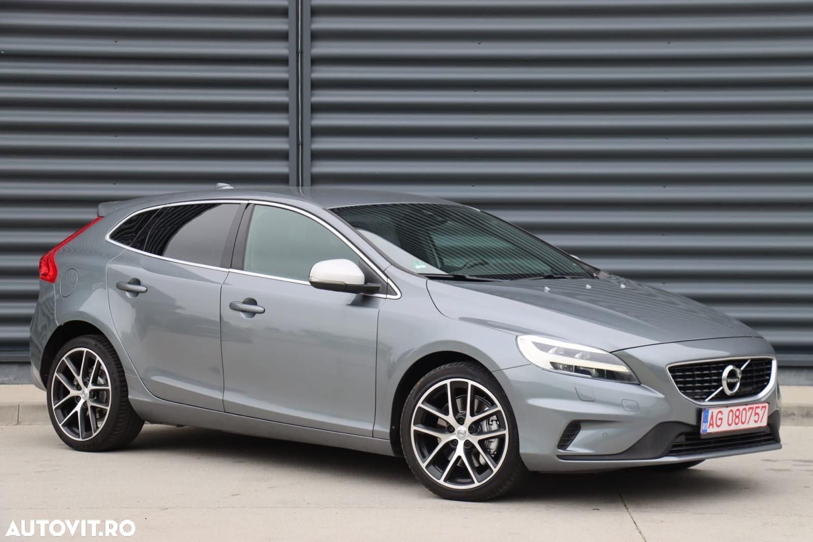 Volvo V40 D3 Geartronic RDesign - 1