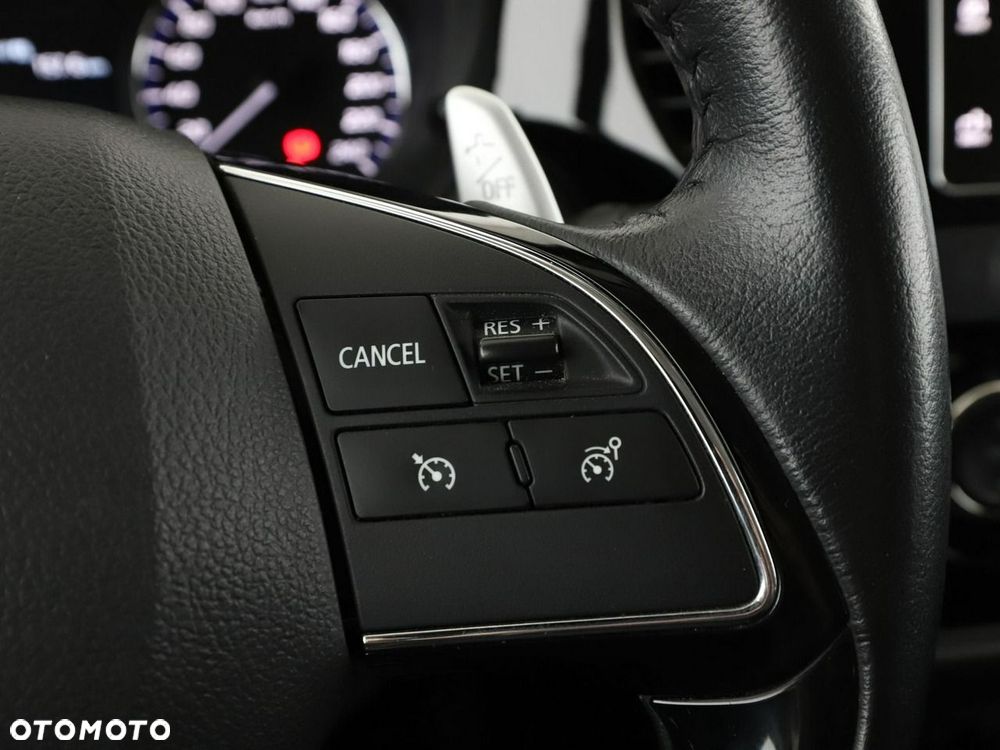 Mitsubishi Outlander 2.0 Instyle Navi 4WD CVT - 29