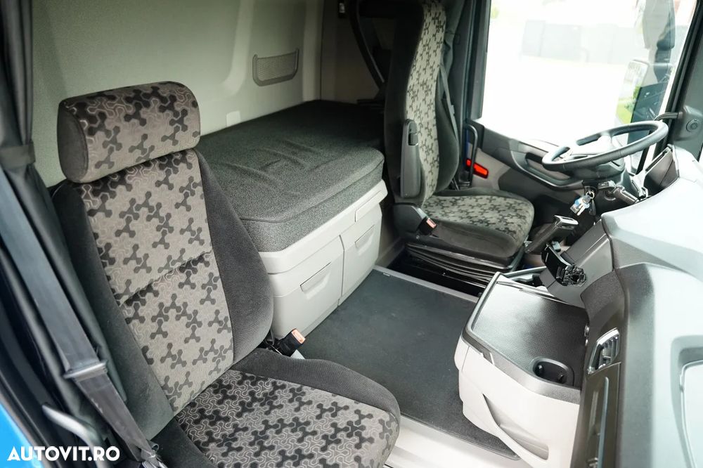 Scania R 450 / SISTEM HIDRAULIC / RETARDER / AER CONDIȚIONAT PARCARE / ADR AT / JANTE DIN ALIAJ / EURO 6 - 35