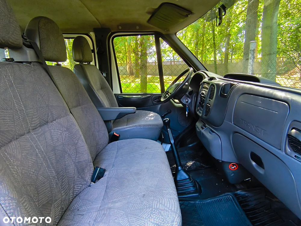 Ford Transit - 10