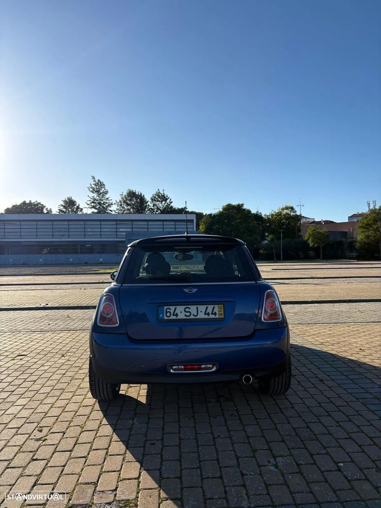 MINI 3 Portas One D - 5