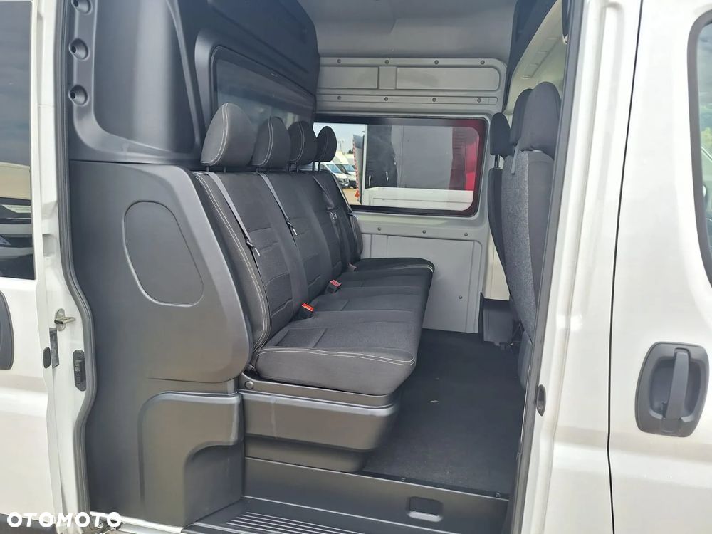Fiat Ducato L4H2 brygadówka / doka / 7 osób / hak 3t / kamera / czujniki / nowa buda - 19