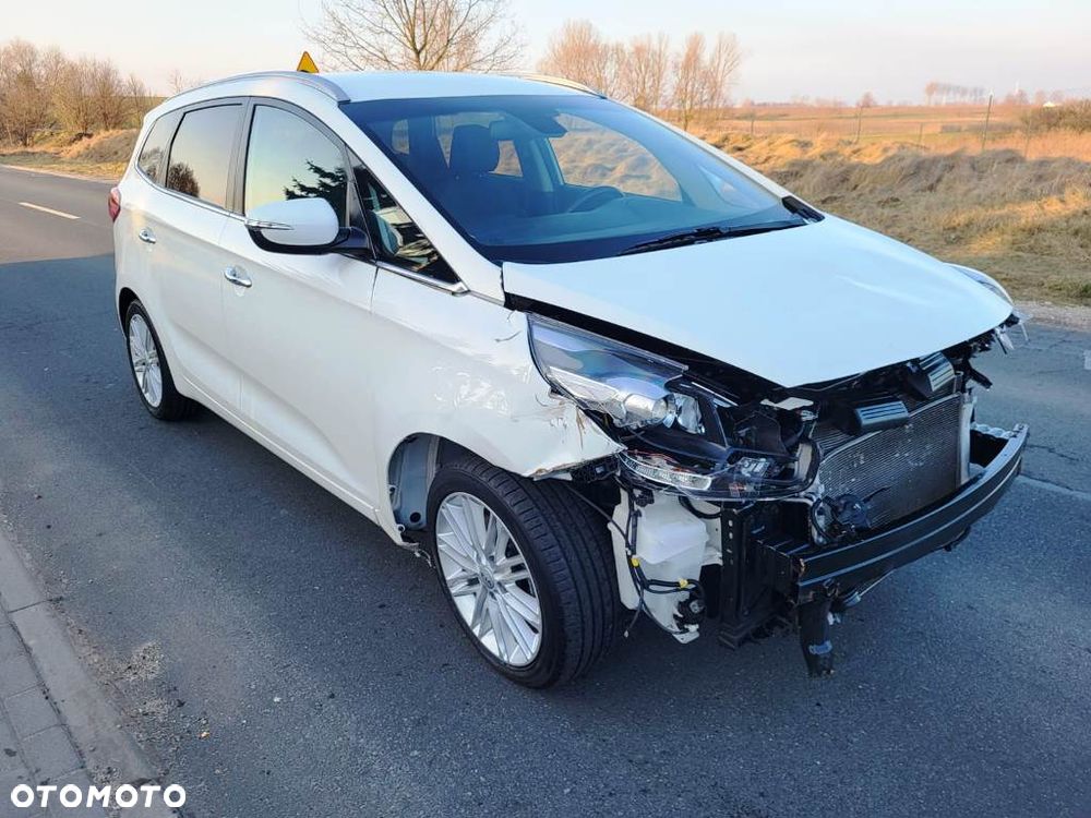 Kia Carens 1.6 GDI L 7os - 7