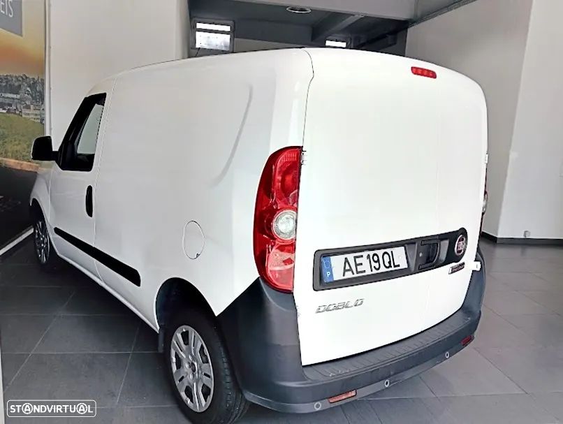Fiat Doblo 1.3 MJ Easy  3Lugares - 6