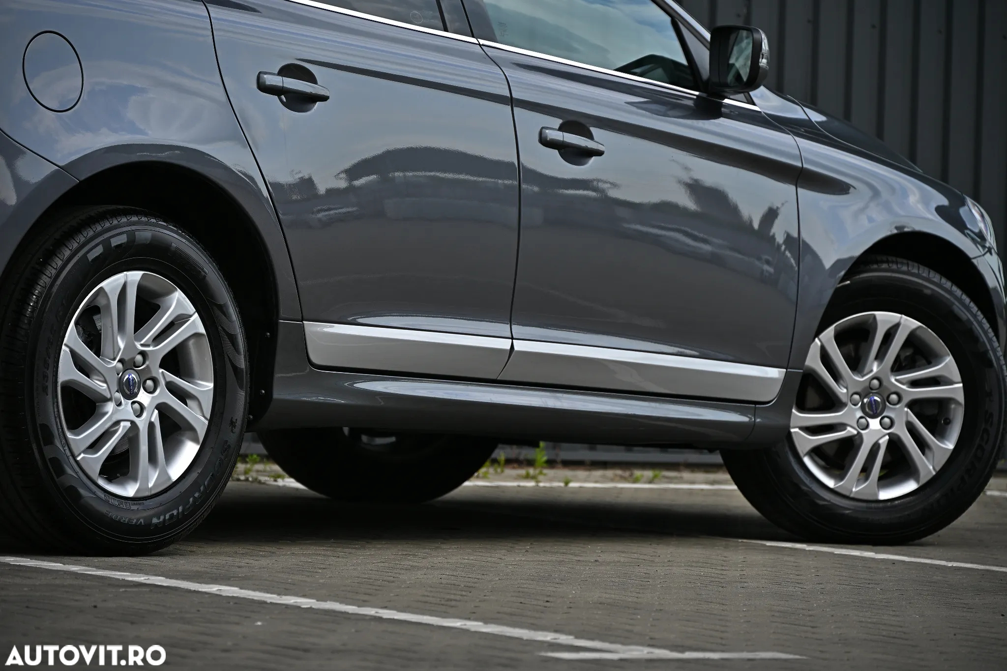 Volvo XC 60 D4 Geartronic Momentum - 36