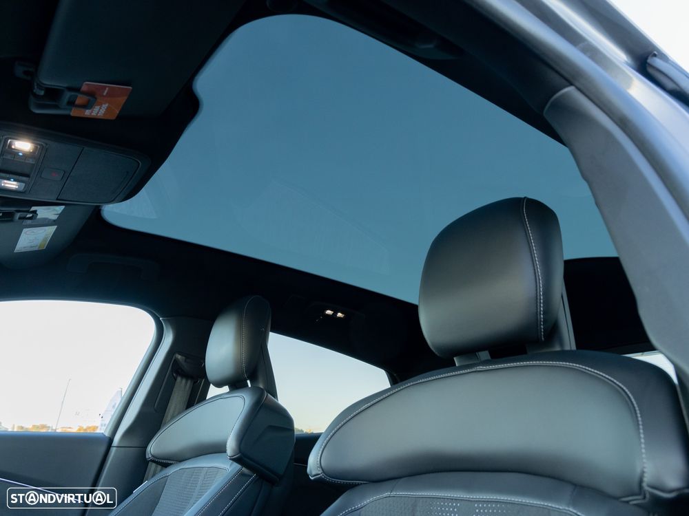 Ford Mustang Mach-E AWD GT - 13