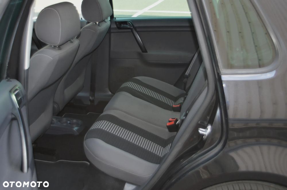 Volkswagen Polo - 23