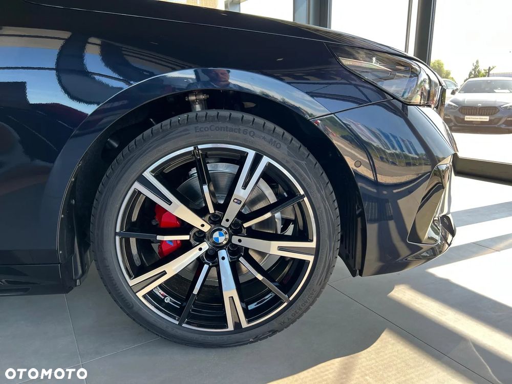 BMW Seria 5 520i mHEV - 19