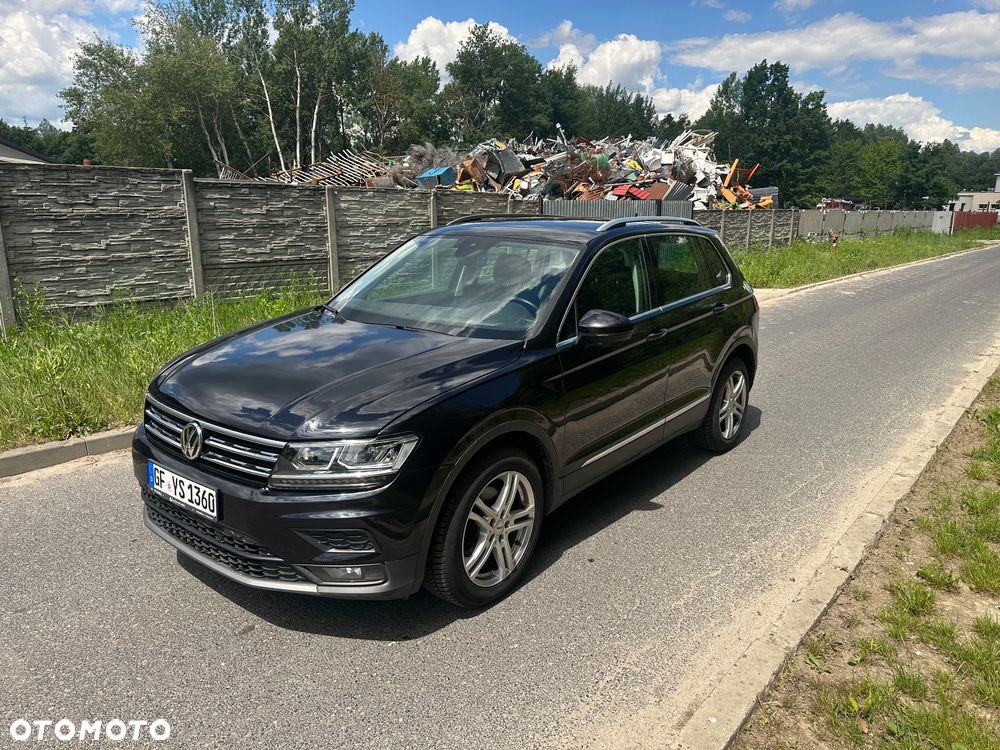 Volkswagen Tiguan - 1