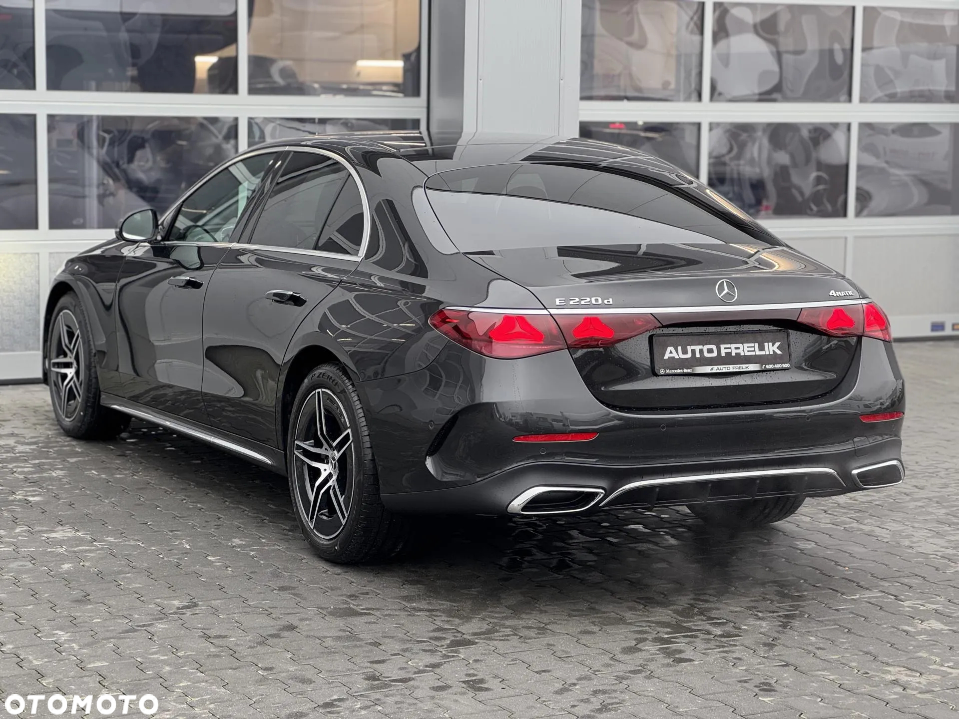 Mercedes-Benz Klasa E 220 d 4Matic 9G-TRONIC Edition AMG Line - 11