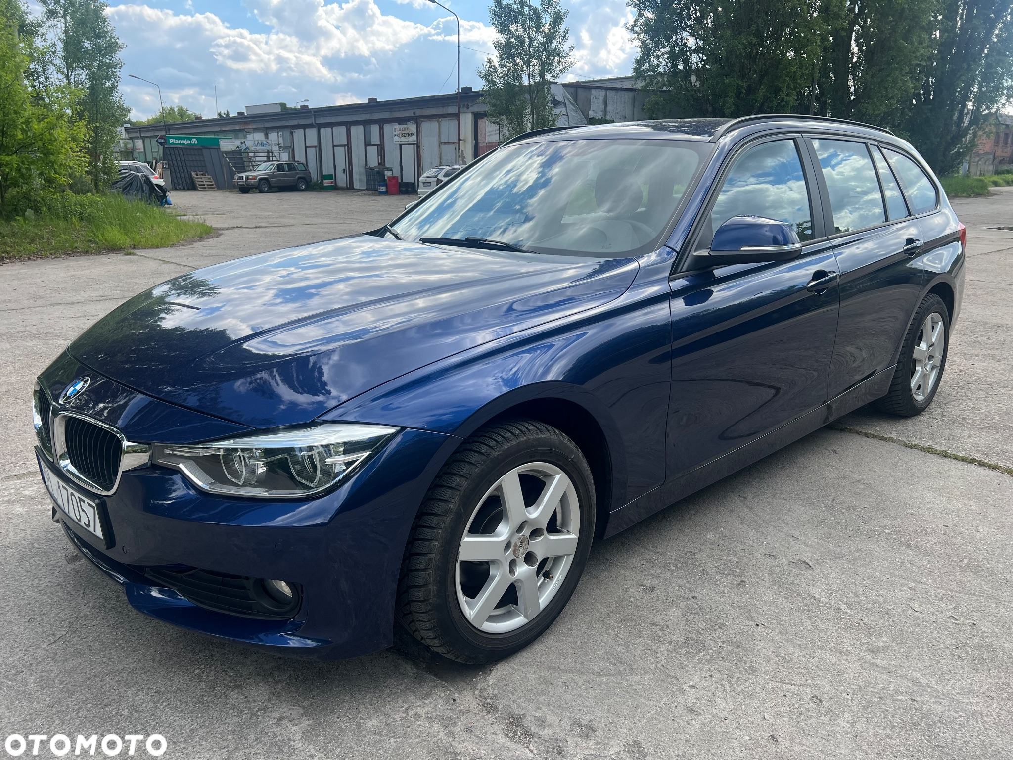 BMW Seria 3 318d - 3