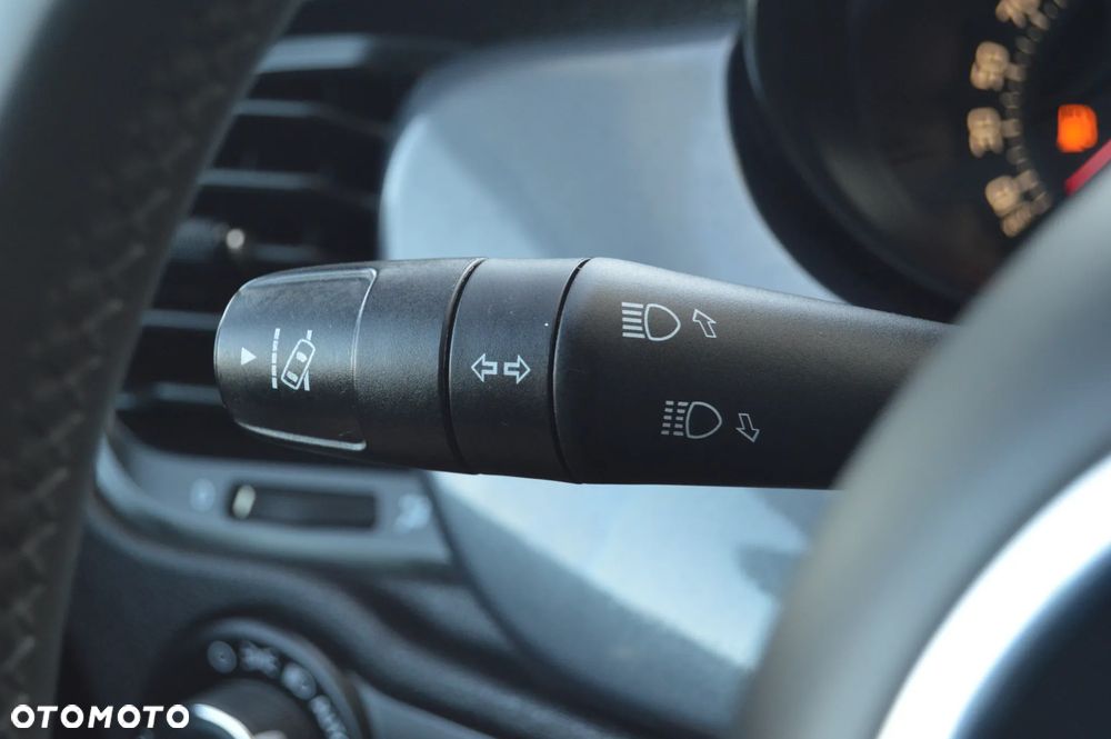 Fiat 500X 1.4 MultiAir Lounge - 18
