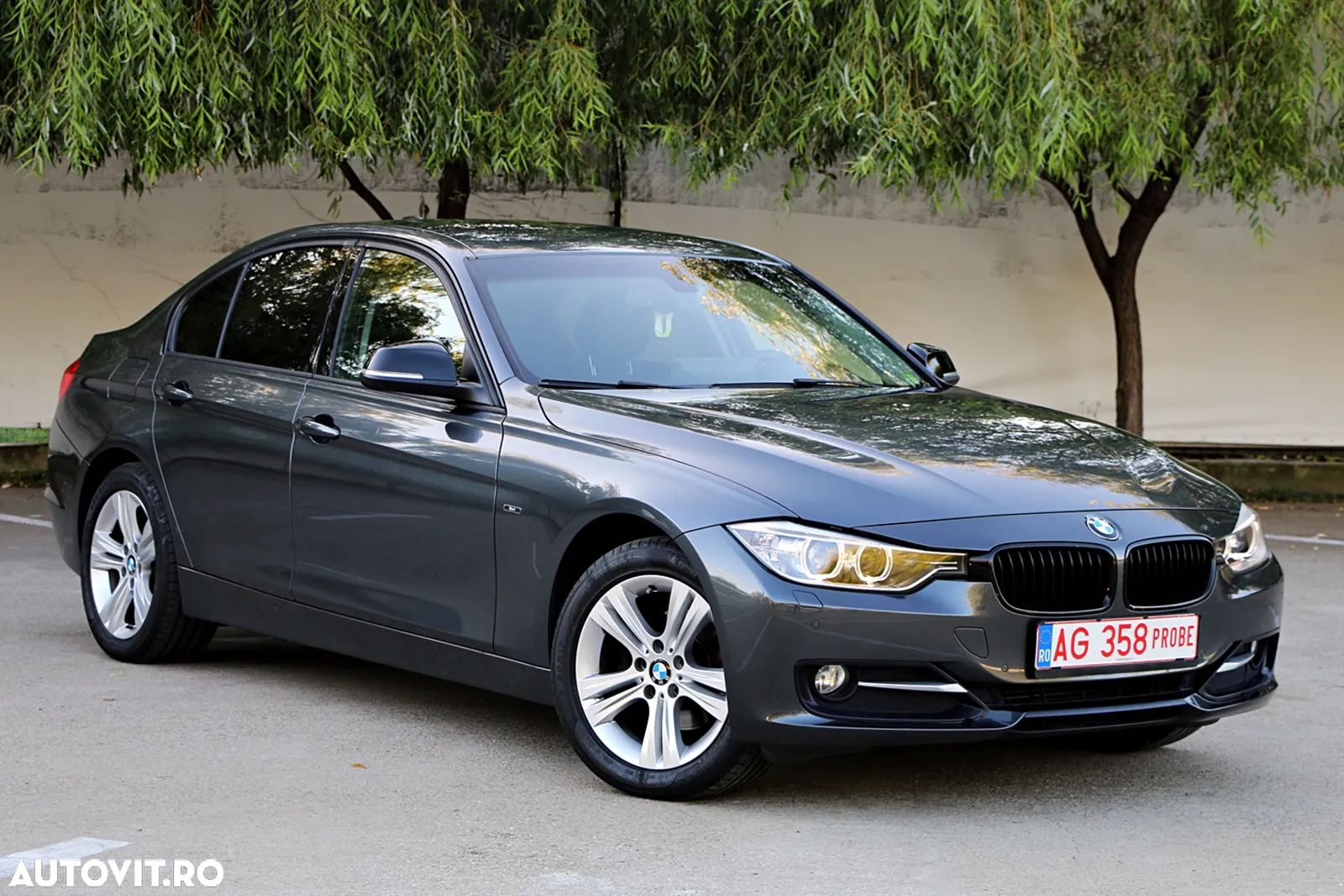 BMW Seria 3 320d xDrive Sport Line - 1