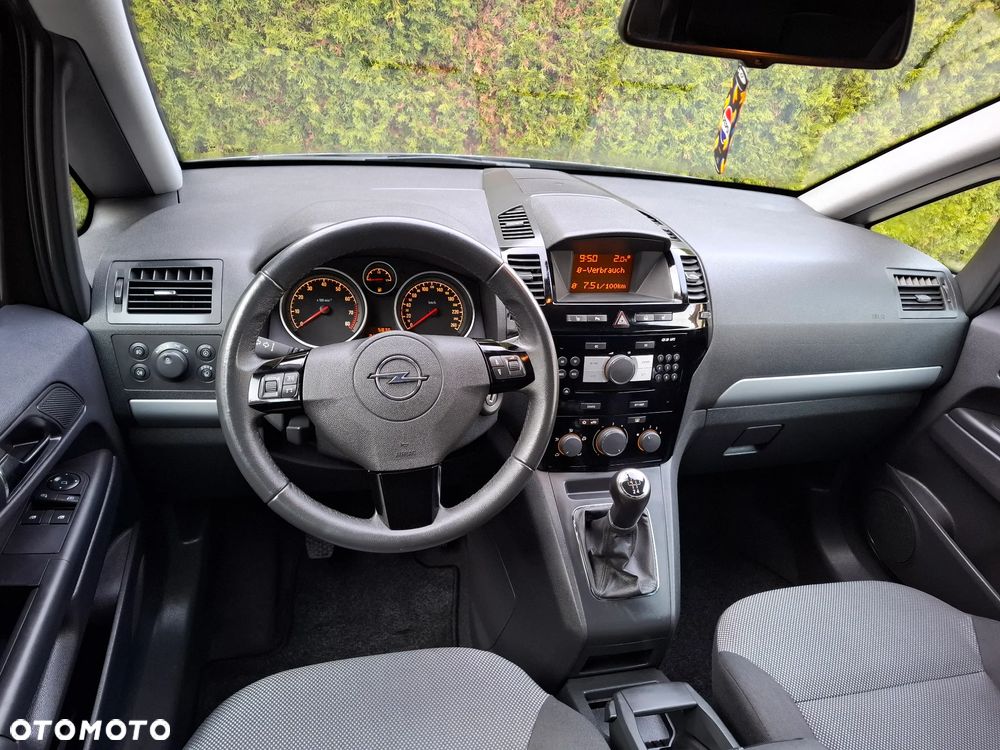 Opel Zafira 1.8 Innovation 110 Jahre - 14