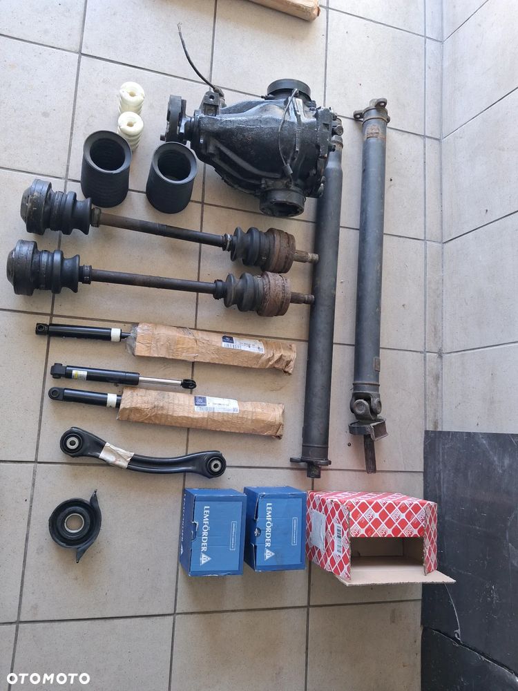 Mercedes-Benz W124 (1984-1993) - 12